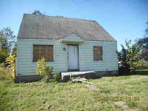 8307 Piedmont (1)_m.jpg